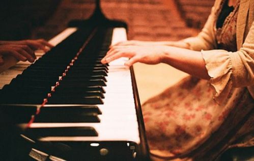 鋼琴是否需要蓋琴罩？科學(xué)使用指南